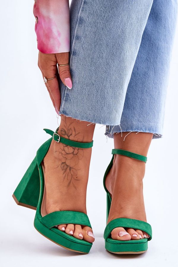 FD1 FD1 Fashionable Suede Square Heel Sandals Green Merila