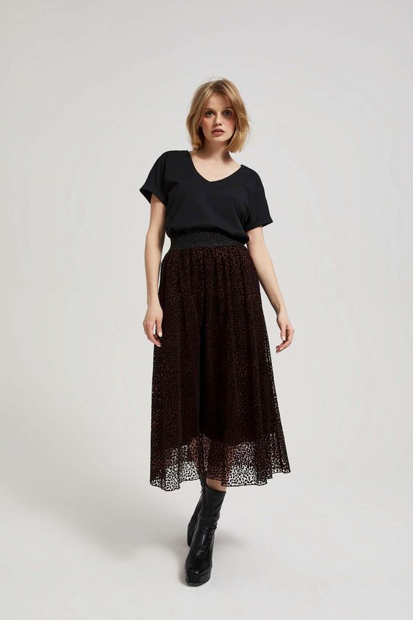 Moodo Flared midi skirt