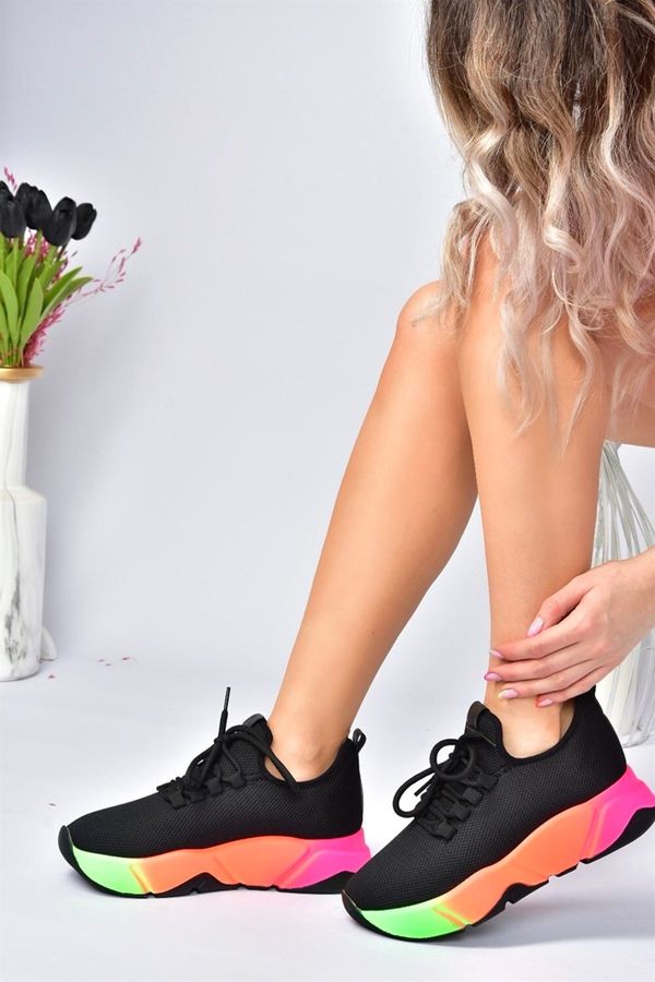 Fox Shoes Fox čevlji Črna / več tkanin Debel podplat Ženske superge Športni čevlji