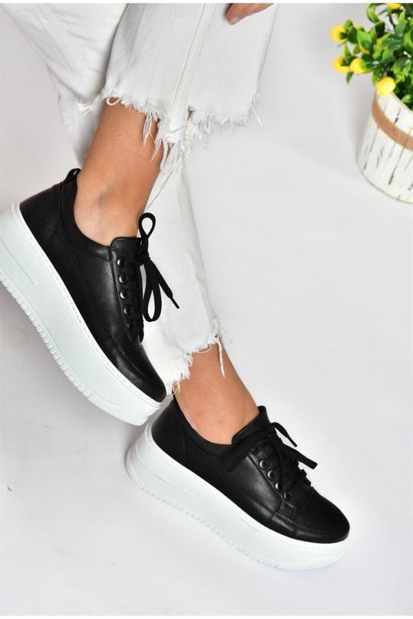 Fox Shoes Fox čevlji P274117509 črne ženske športne čevlje z visokim podplatom