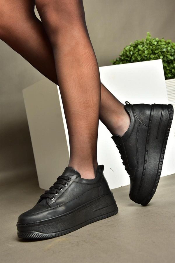 Fox Shoes Fox čevlji P274117509 črne/črne ženske superge z visokimi petami