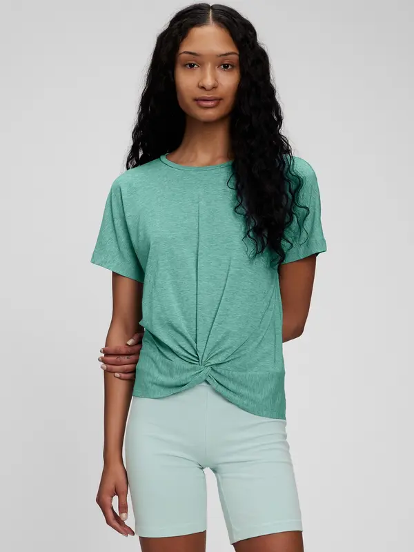 GAP GapFit T-Shirt with Trim Hem - Women's