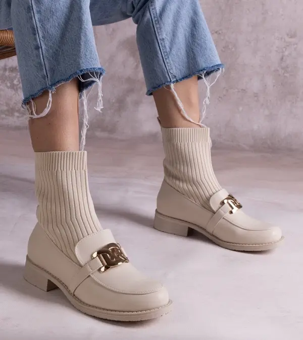 Gemre Gemre Beige ankle boots with a fabric upper by Krisa