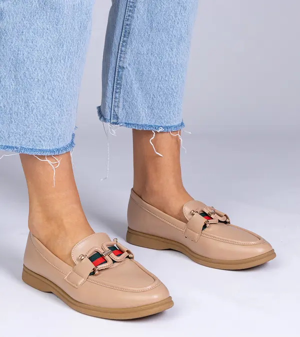 Gemre Gemre Beige eco-leather loafers with ornament Kalenda