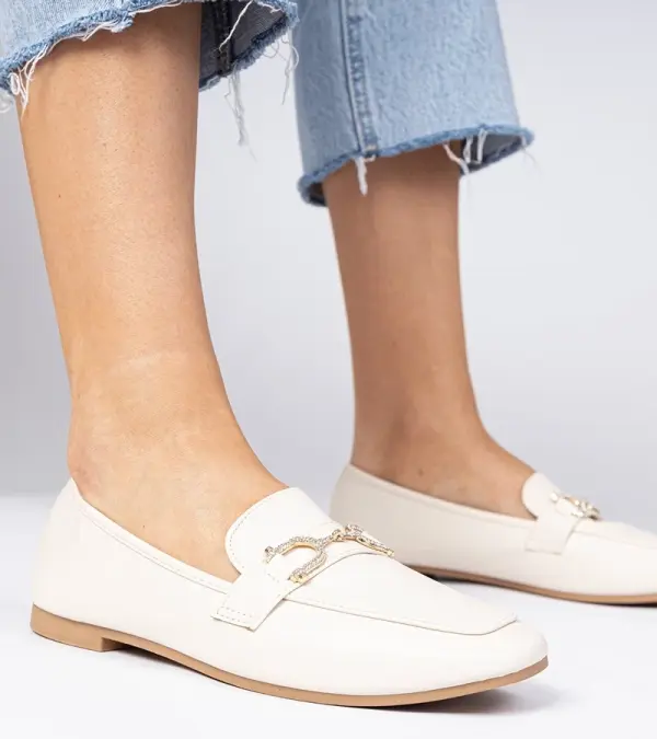Gemre Gemre Beige elegant loafers with rhinestones Banzao