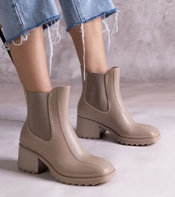 Gemre Gemre Beige heeled wellington boots Surien