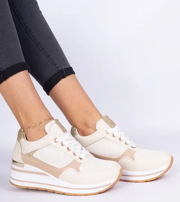 Gemre Gemre Beige sneakers decorated with glitter and a metal insert Olaria