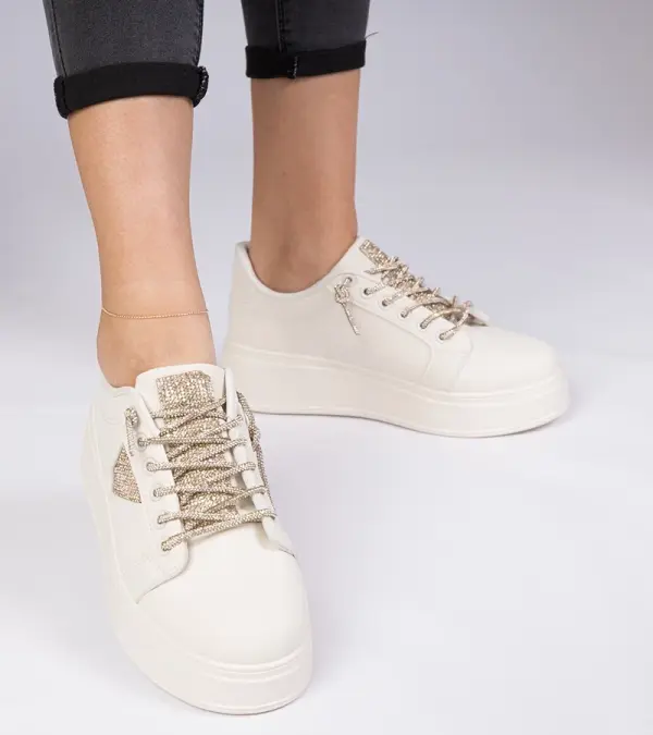 Gemre Gemre Beige sneakers with gold rhinestones Treysi