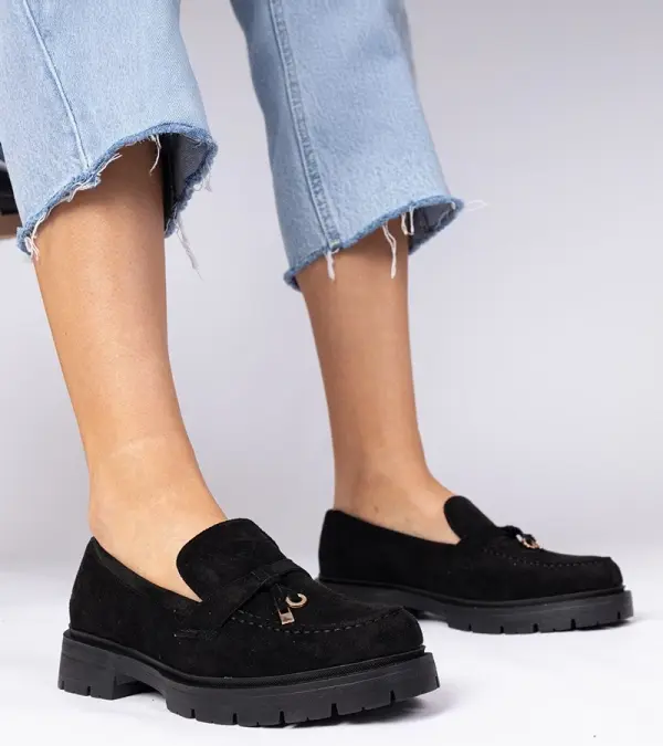 Gemre Gemre Black elegant eco-suede loafers with Marsella embellishment