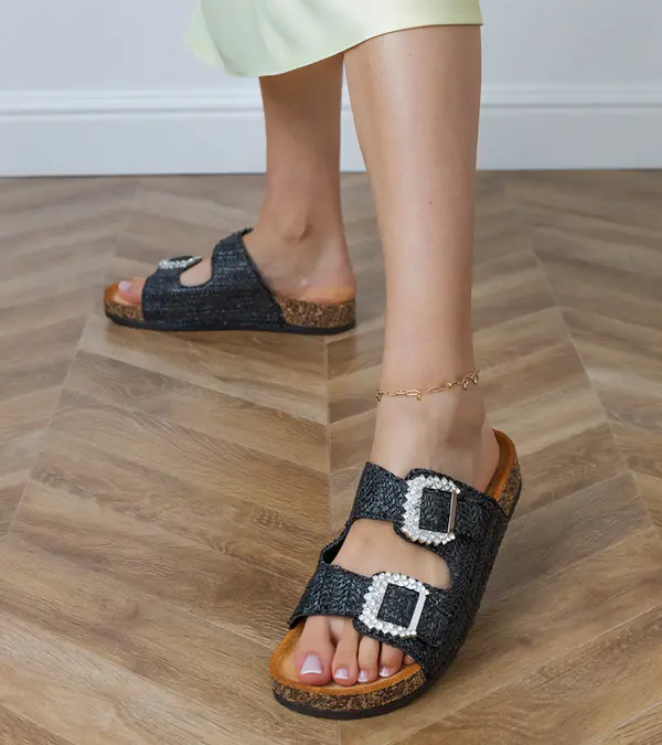 Gemre Gemre Black flip-flops on a cork sole with rhinestones on the buckles Tea