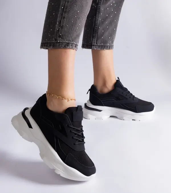 Gemre Gemre Black Guerrera thick-soled sneakers