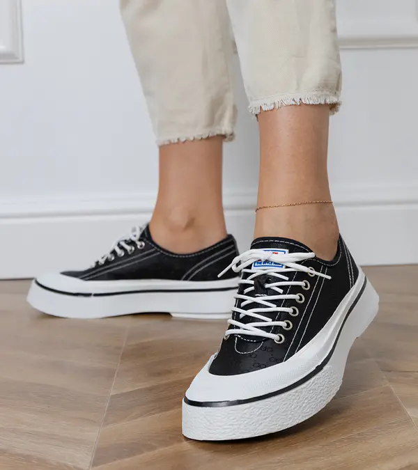 Gemre Gemre Black women's platform sneakers Greta