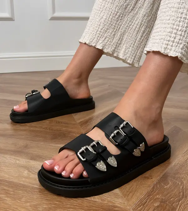 Gemre Gemre Black women's slides with decorative buckles Fetta