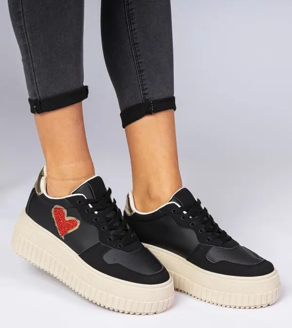 Gemre Gemre Black women's sneakers with a glittery heart Laira
