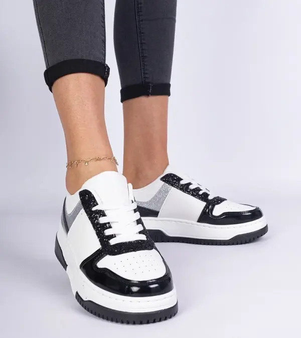 Gemre Gemre Black women's sneakers with thick soles Dolla