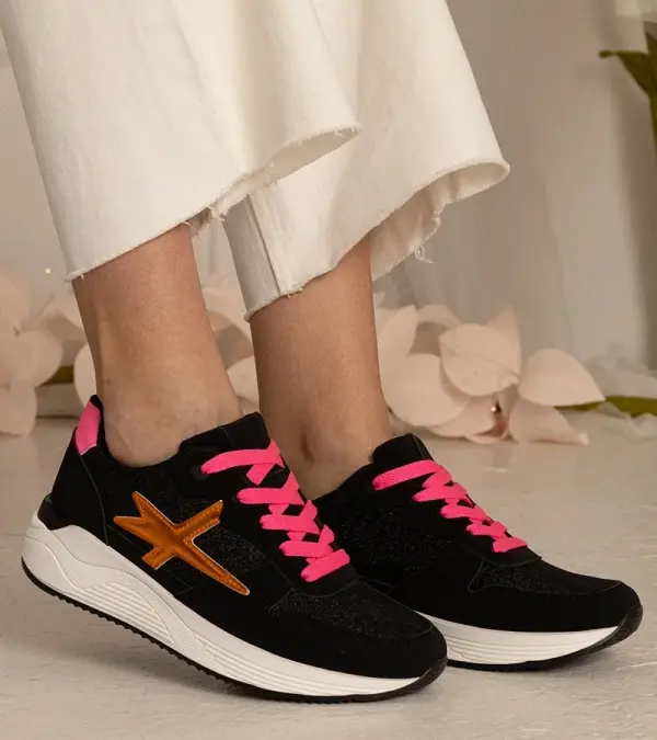 Gemre Gemre Black women's sport sneakers with glitter Kaletti