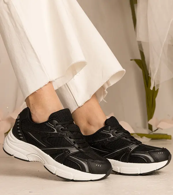 Gemre Gemre Black women's sports sneakers with glitter Bakari