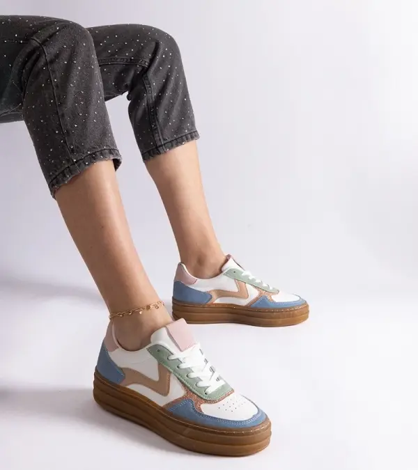 Gemre Gemre Blue sneakers on a rubber sole Quica
