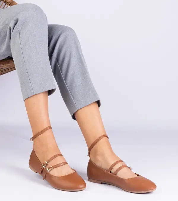 Gemre Gemre Brown eco-leather ballet flats with buckles Vitoldora