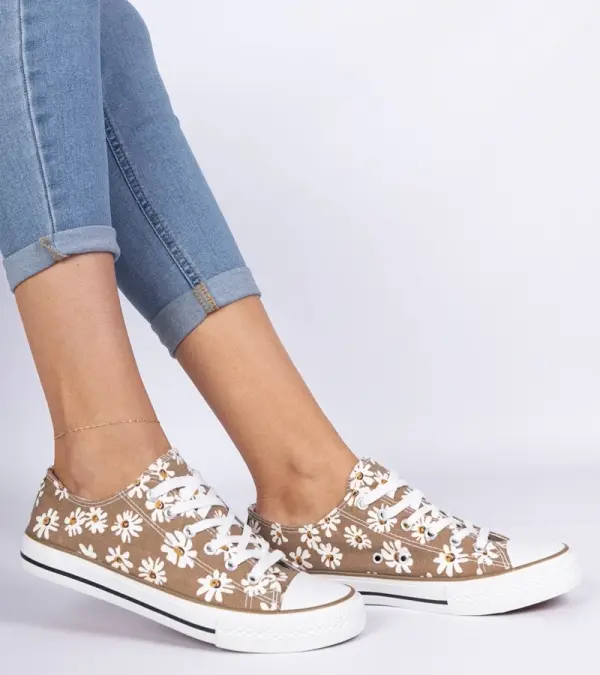 D/CEO Gemre Brown women's fabric sneakers with flowers Lazates