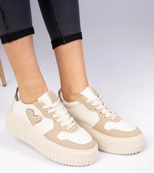 Gemre Gemre Brown women's sneakers with a glitter heart Laira