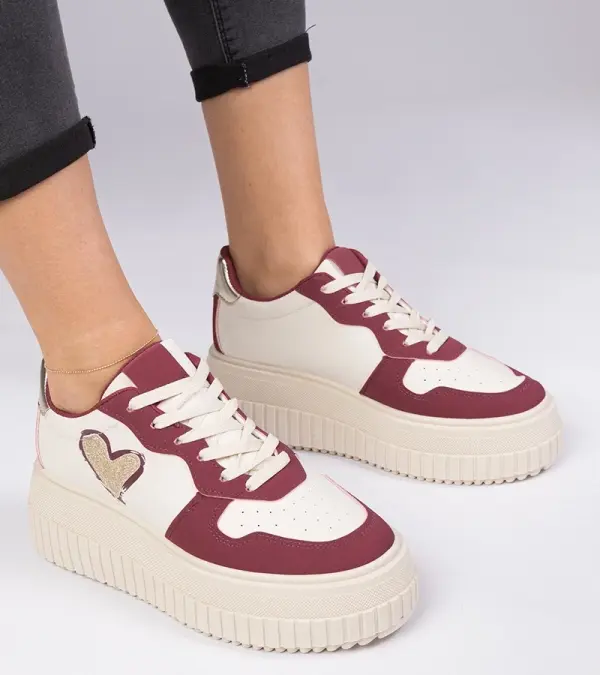 Gemre Gemre Burgundy women's sneakers with a glitter heart Laira