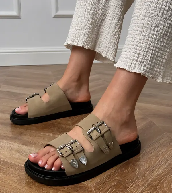 Gemre Gemre Green women's slides with decorative buckles Fetta