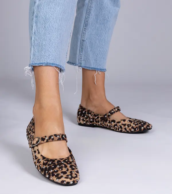 Gemre Gemre Leopard ballerinas with studs and buckle Salos