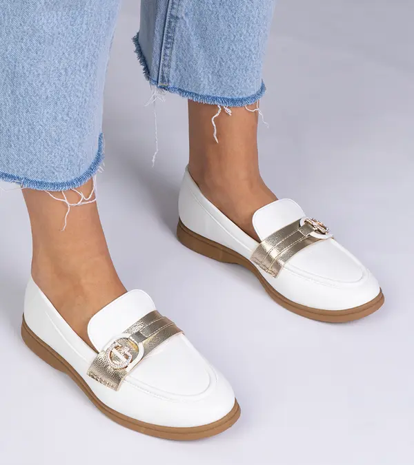 Gemre Gemre White eco-leather moccasins with rhinestones Berita