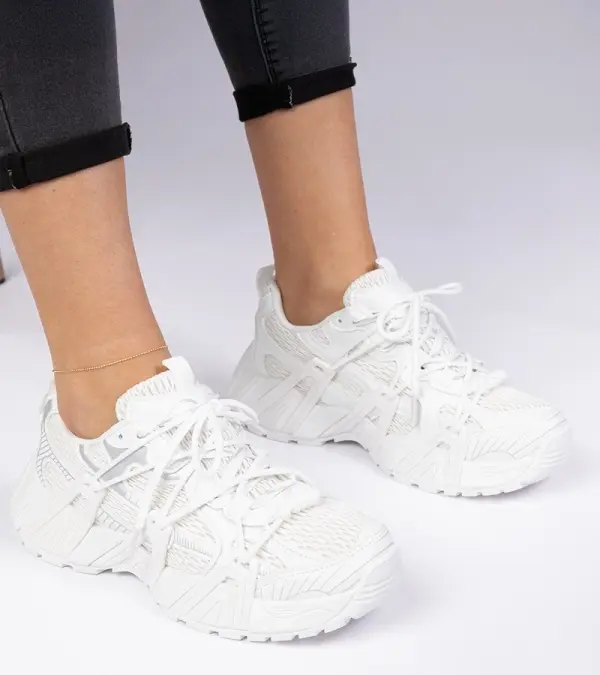 Gemre Gemre White stylish sneakers on a chunky sole Lukaro