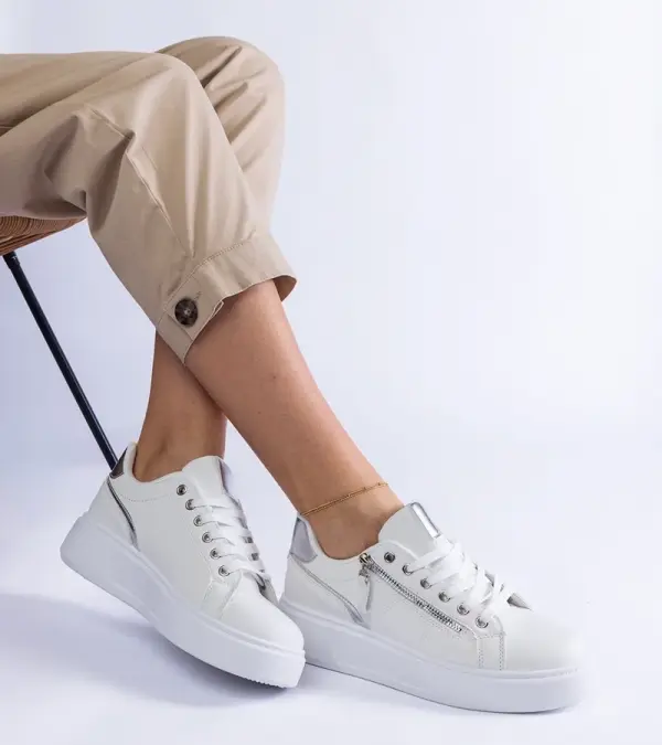 Gemre Gemre White women's athletic sneakers Benedetta