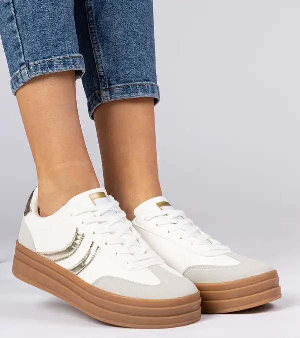 Gemre Gemre White women's sneakers with a gold accent Melly