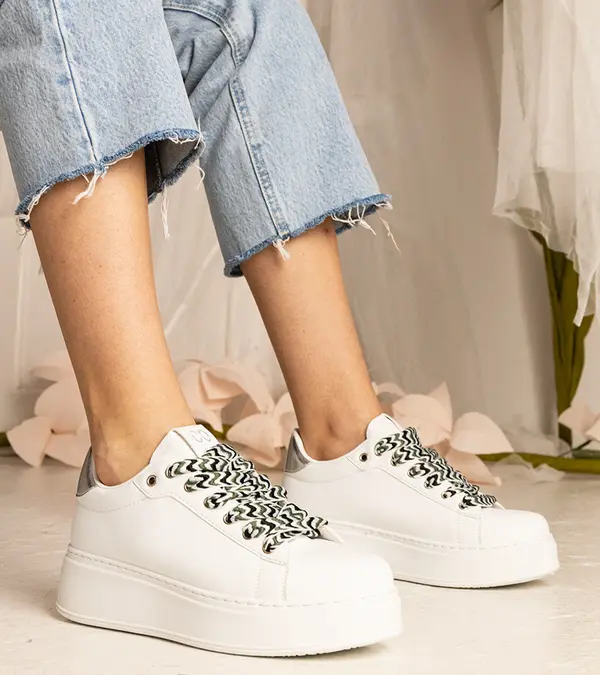 Gemre Gemre White women's sneakers with chunky laces Kessa