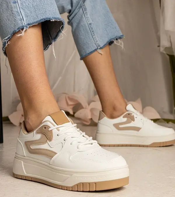 Gemre Gemre White women's sports sneakers Seisha