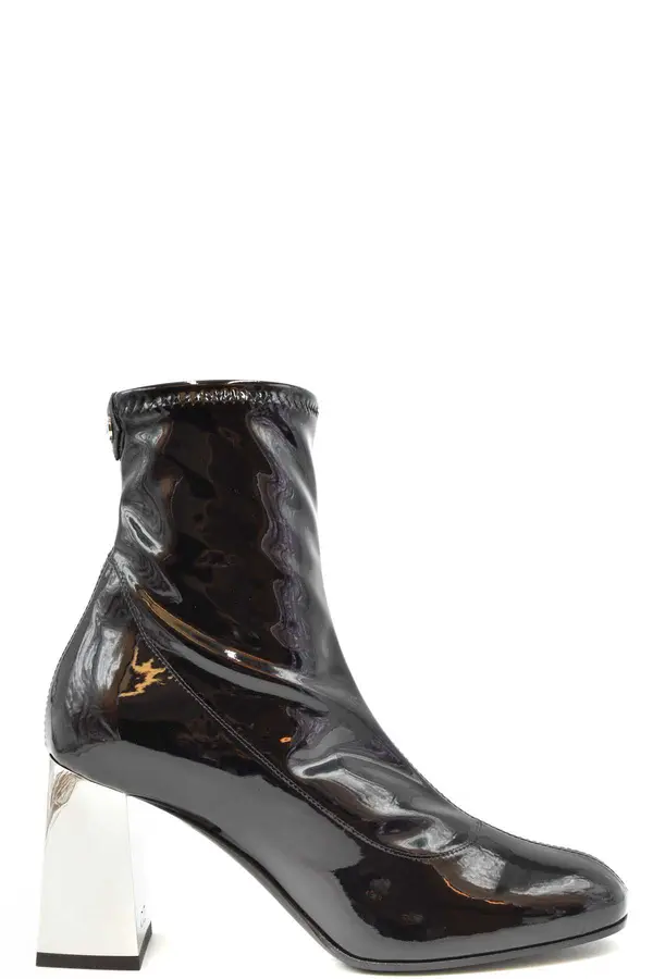 Giuseppe Zanotti Gležnarji Giuseppe Zanotti