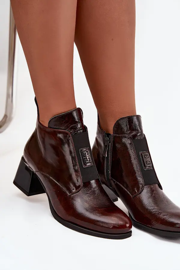 Zazoo Gležnarji iz lakiranega usnja s peto