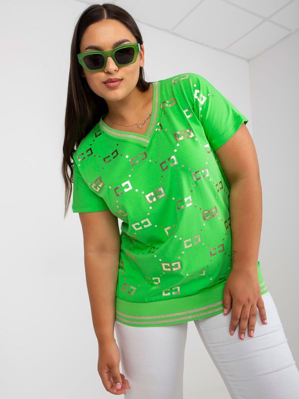 Fashionhunters Green cotton blouse of larger size with V-neck