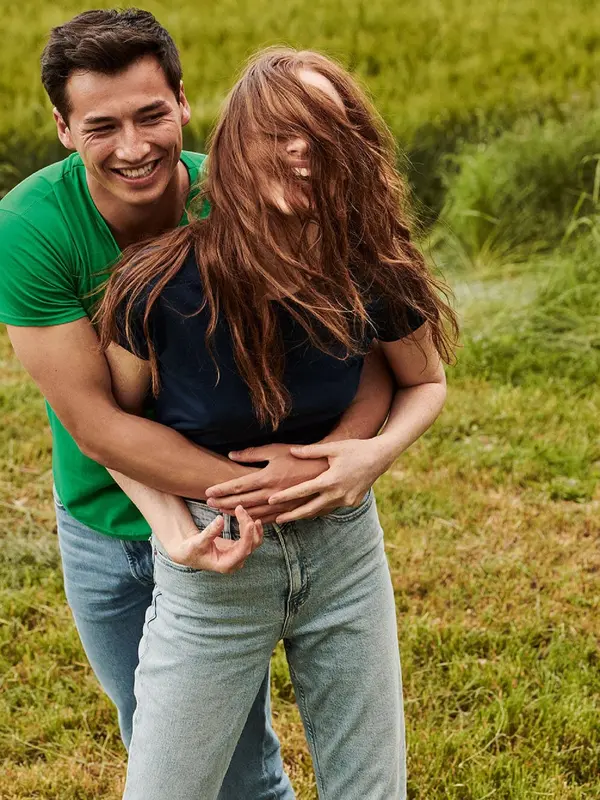 Fruit of the Loom Green men's t-shirt in combed cotton Iconic with Fruit of the Loom sleeve