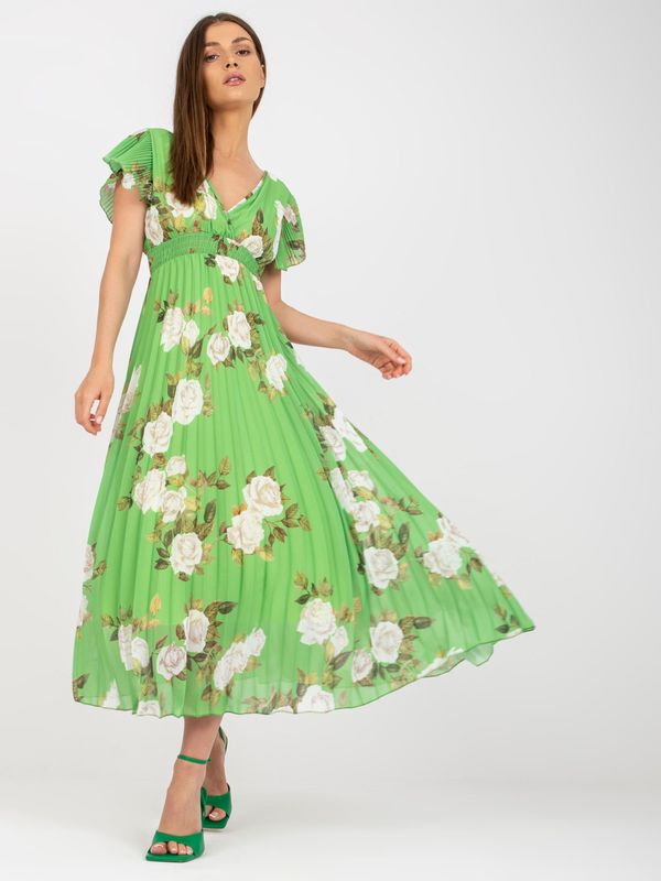 Fashionhunters Green pleated dress with floral print