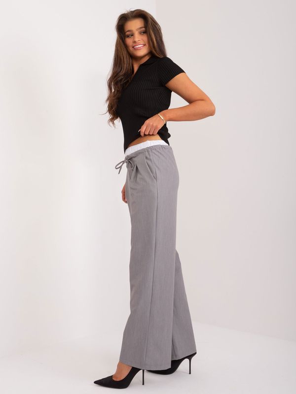 Fashionhunters Grey fabric trousers with pockets