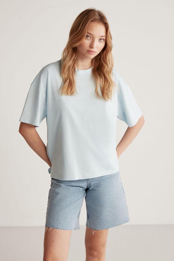 GRIMELANGE GRIMELANGE Jemmy Women's Basic Jersey Woven Relaxed 100% Organic Cotton Light Blue T-shirt