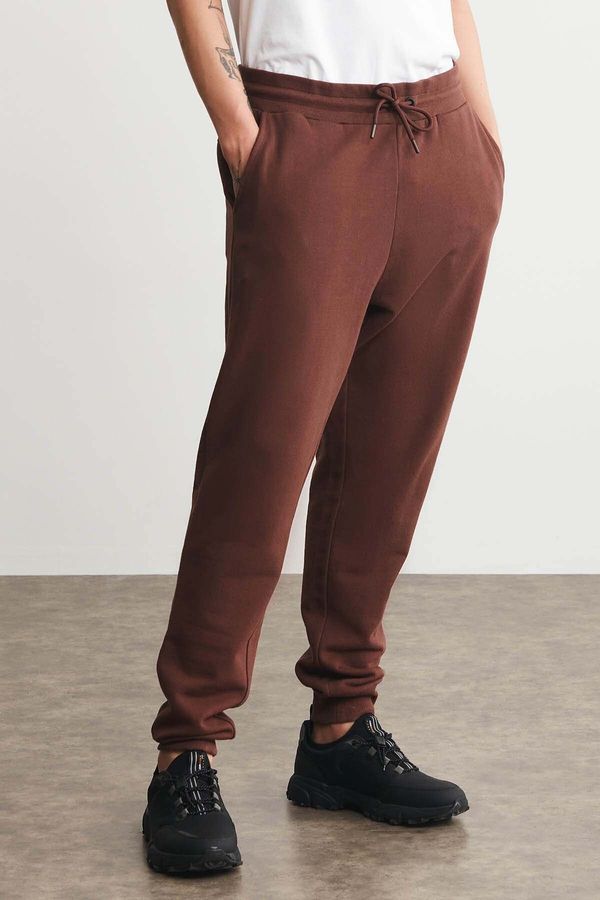 GRIMELANGE GRIMELANGE Jeremiah Men's Regular Claret Red Sweatpants With Elastic Fabric Waist Cord And Elastic Pocket