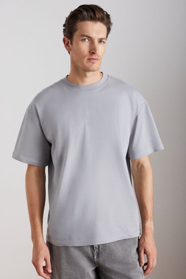 GRIMELANGE GRIMELANGE Jett Men's Oversize Fit 100% Organic Cotton Thick Textured Crew Neck Gray T-shirt