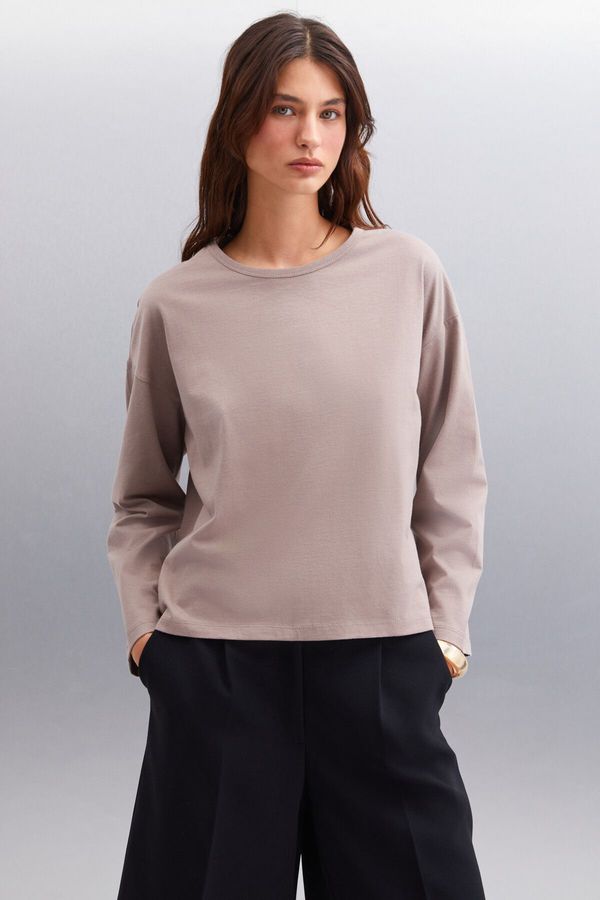 GRIMELANGE GRIMELANGE Printed Women's Back Print Detail Oversize 100% Organic Cotton Knitted Long Sleeve Mink T-shirt