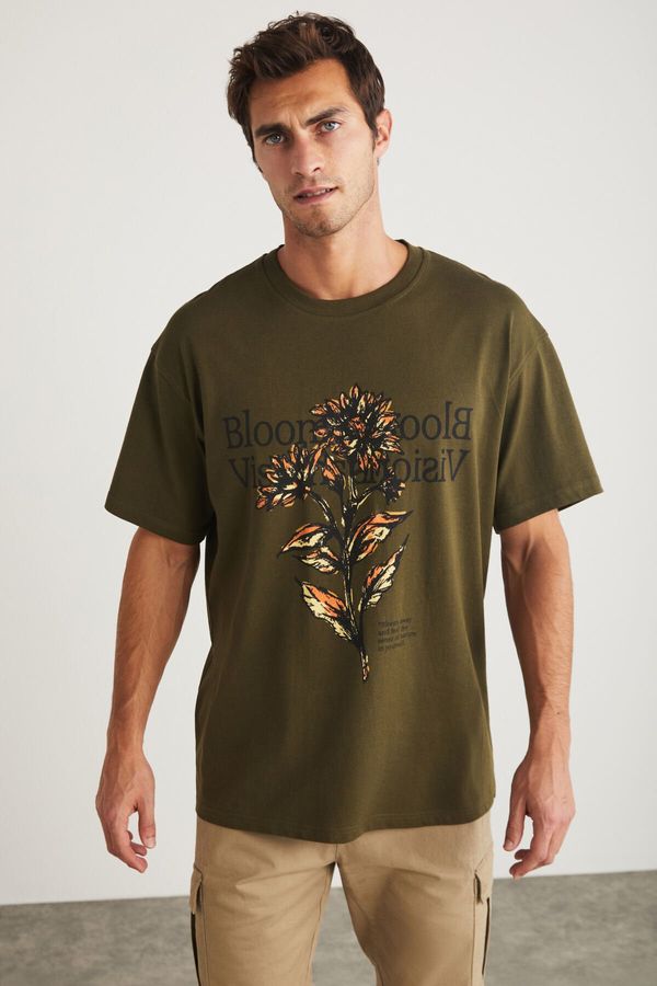 GRIMELANGE GRIMELANGE Sneill Men's Crew Neck 100% Cotton Printed Khaki T-shir