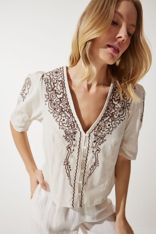 Happiness İstanbul Happiness İstanbul Women's Beige Embroidered Balloon Sleeve Linen Blouse