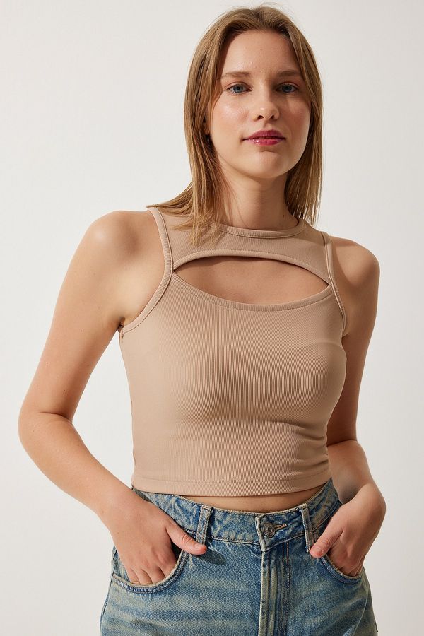 Happiness İstanbul Happiness İstanbul Women's Biscuit Cut Out Detailed Ribbed Crop Knitted Blouse