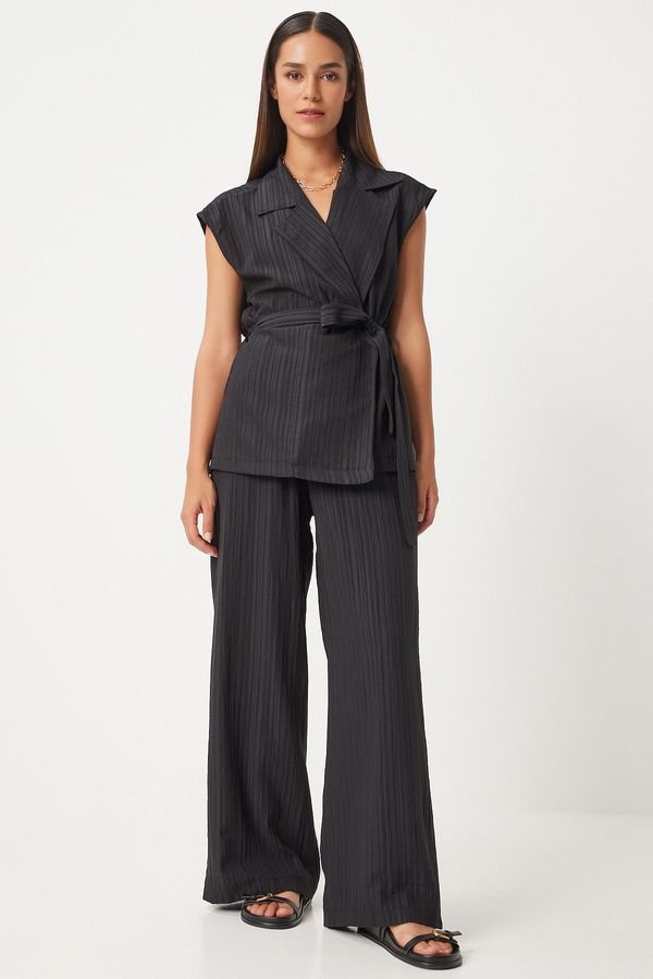 Happiness İstanbul Happiness İstanbul Women's Black Belted Vest Palazzo Knitted Suite