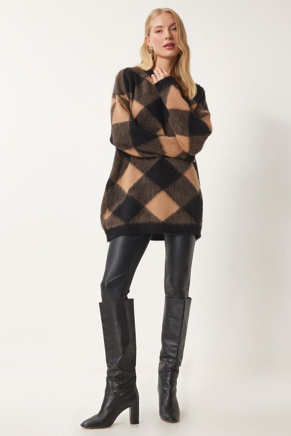 Happiness İstanbul Happiness İstanbul Women's Black Biscuit Plaid Patterned Textured Long Knitwear Sweater