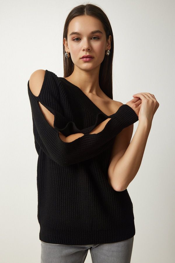 Happiness İstanbul Happiness İstanbul Women's Black Window Detail Single Sleeve Knitwear Sweater